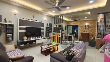 Alam Impian 2storey 24x80 Fully renovated move in condition 1