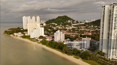 Rare Opportunity To Own a Beachfront Seaview Condo Below 1 Mil 1