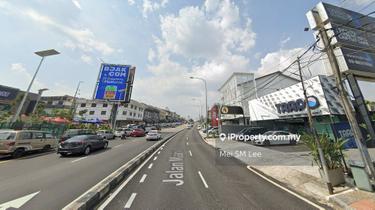 7212 sf Jalan Maarof Facing Main Road Semi Furnish Commercial Bungalow 1