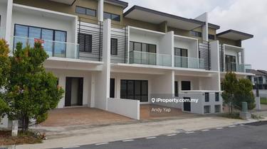 Terrace house for Sale 1