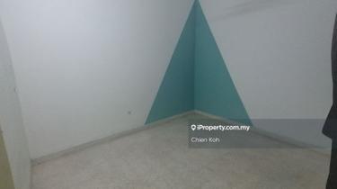 Rm 850k nego, short walking distance to shops 1