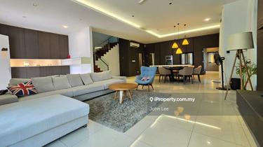 Bigger Living Hall Semi D House for Sale Palmiera Kinrara Residence 1