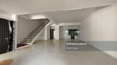 3-storey link house for sale 1