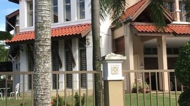 2.5 Storey Bungalow, Bukit Jelutong, Shah Alam, Tititan 1