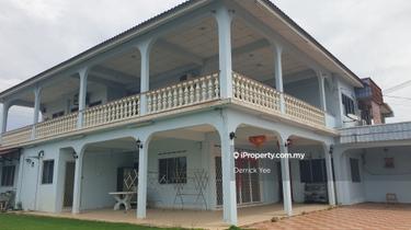 Freehold Double Storey Semi D at Kampung Enam, Melaka 1