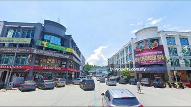 Exclusive Corner 3 Storey Shoplot at Bandar Puteri  1