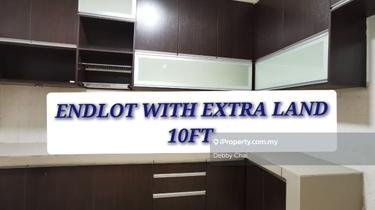 Endlot with extra land 10ft 1