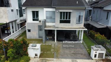 Brand New Bungalow with Pool 1