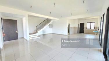 For Sale: 4 Bedroom 2-Storey Terrace House in City of Elmina 1