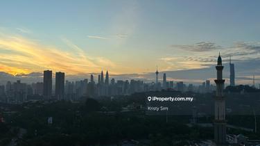 Brand New Unit with Fantastic View  1