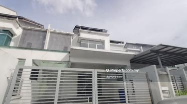 2 Storey Good Condition Gated Guarded Great Community 1