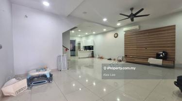 Cheapest Renovated 2.5 Storey 22x75 Cassava Bandar Puteri Klang 1
