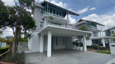 The glades , the residences , subang jaya, Putra Heights 1