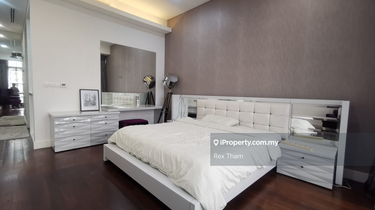 Well Maintain Unit With ID Furnishing  1