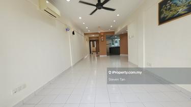 Below Market Price La Vista Condo at Bandar Puchong Jaya Well Maintain 1