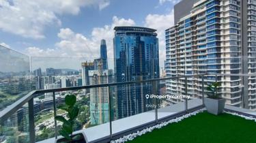 Only 4 mins drive to Suria KLCC, fully furnished unit, amazing view 1