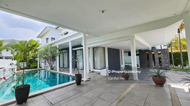 Cheap Nice Corner Link Bungalow With Swimming Pool at Jade Hills 1