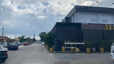 Corner shoplot for sale  1