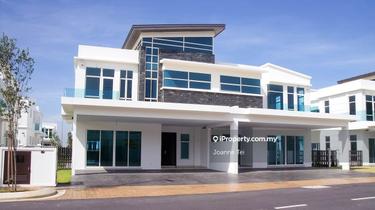 Semi-D house for Sale 1