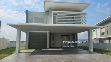 Jade Hills 2.5sty Bungalow  1