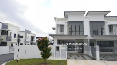 Corner Unit Ready to Move In Zero Downpayment 1