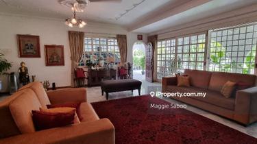 Double Storey Bungalow For Sale in Seksyen 16 1