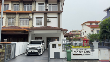 Endlot 2.5 sty house for sale! Good condition  1