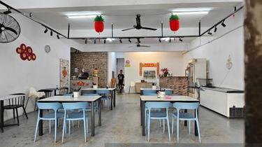 Prime Location facing mainroad suitable for Restaurant Motor shop 1