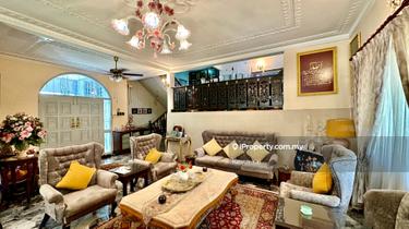 Superb renovation and fitout, well-maintained 1