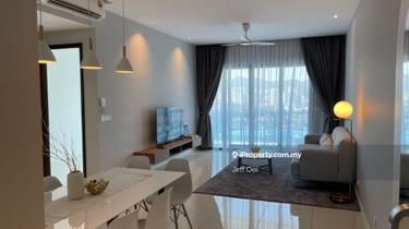 Queens residence queensbay move in condition 950sf 2cp rare nice 1