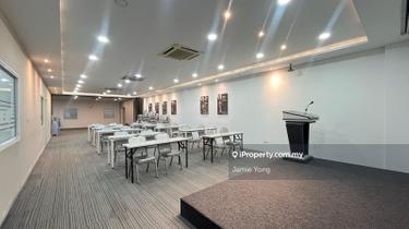 Old Klang Road Spacious Showroom Cum Office Facing Main Road  1
