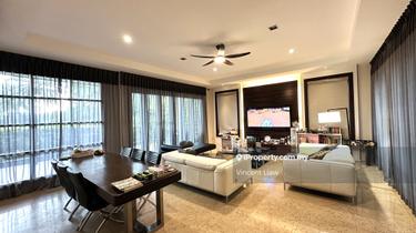2 storey bungalow with stunning golf course view 1