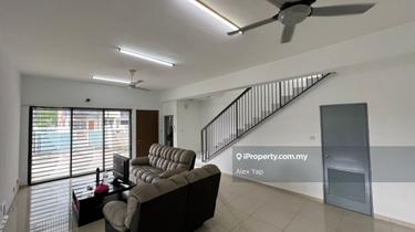 Freehold/ Corner Lot/ Extended Kitchen/ Non Bumi Lot/ Individual Title 1