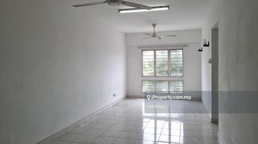 Akasia Apartment, Berjaya Park Seksyen 32, Shah Alam 1