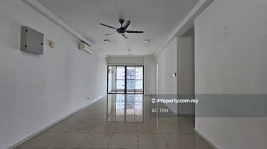 Below market for sale!! Very worth 3 carpark 1