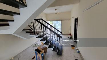 Extra Long 93 feets, Back Garden, Spacious Car Porch, Gated Guarded 1