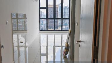 Basics unit Majestic Apartment  1