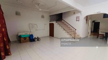 Kepong,taman kepong freehold double storey rare unit for sales 1