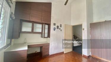 Quiet Location yet easy access to Amenities  1