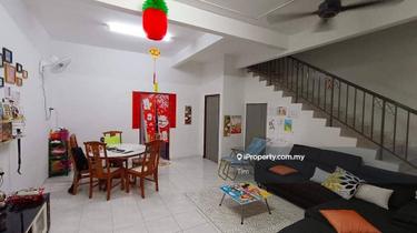 Freehold 2 sty House. Can Do Full Loan. Welcome to View & Discuss 1