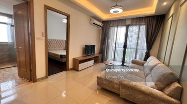 Fire sales unit / Easy Loan / C.I.Q 5 min walk / Mall beneath 1