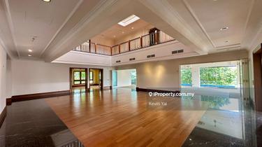 C H E A P. Superb renovation and fitout,  1