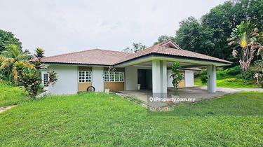 Cheap Nice Big 1 Stry Bungalow at Country Heights Kajang  1