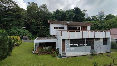 Bungalow in Federal Hill or Bukit Persekutuan For Sale 1