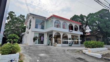Commercial bungalow for Rent 1