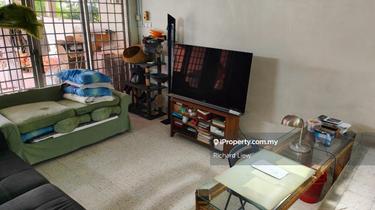 Walking to MRT, Spacious Layout 1