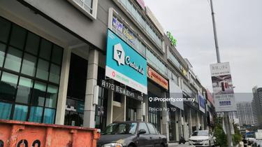 Medan 28, Jalan Kelang Lama (Main Road) 1