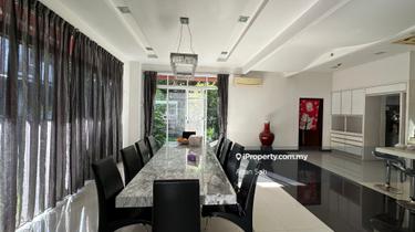 Setia Tropika 2sty Bungalow with Good Condition 1