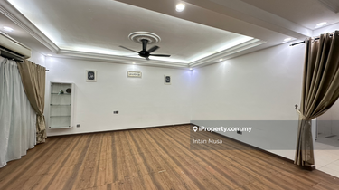 Facing Open Area, Reno Front & backyard at Superlink Sunway Kayangan 1