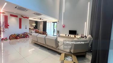 Bungalow size renovated house, sell with solar system and full furnish 1